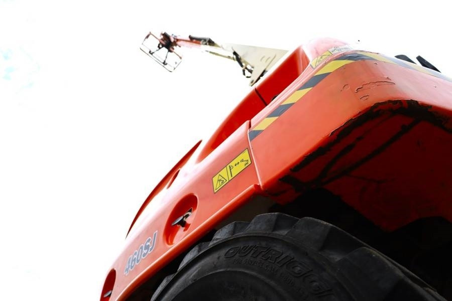 JLG 460SJ Diesel, 4x4 Drive, 16m Working Height, 13m R - Xe nâng người hình viễn vọng kính: hình 5 JLG 460SJ Diesel, 4x4 Drive, 16m Working Height, 13m R - Xe nâng người hình viễn vọng kính: hình 5