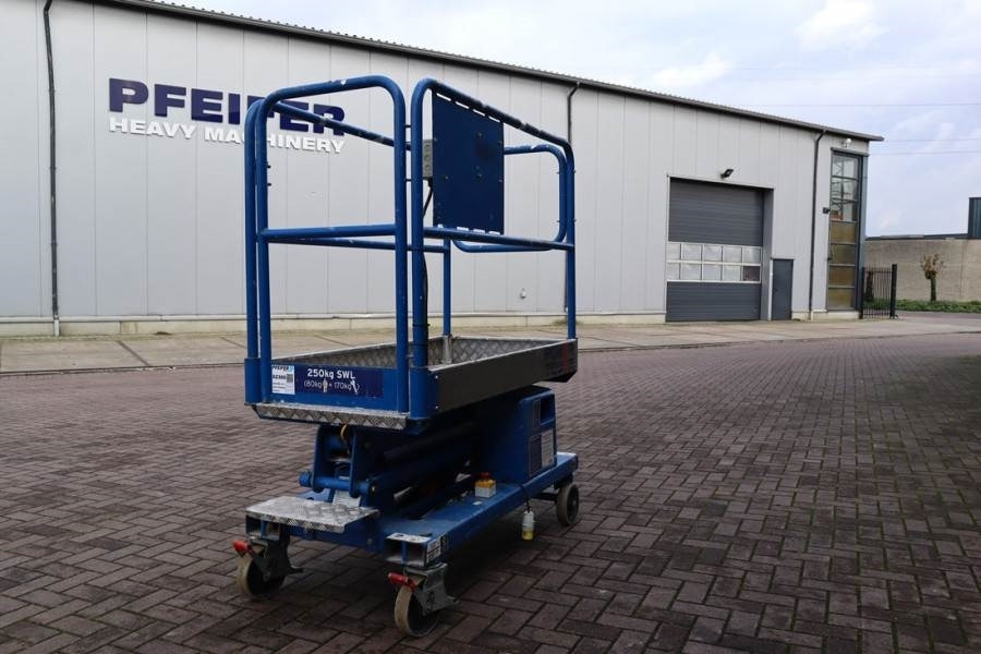 JLG Power Tower Electric, 5.10m Working Height, 250kg - Xe nâng người nhiều khớp nối: hình 2 JLG Power Tower Electric, 5.10m Working Height, 250kg - Xe nâng người nhiều khớp nối: hình 2