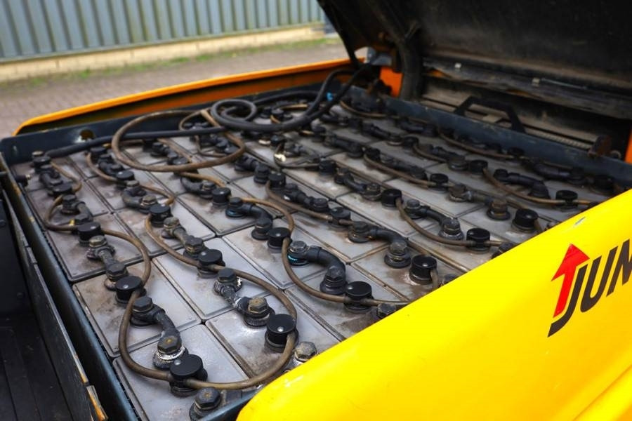 Jungheinrich EFG550 Electric, 5000kg Capacity, Lifting Height 3 - Xe nâng diesel: hình 5 Jungheinrich EFG550 Electric, 5000kg Capacity, Lifting Height 3 - Xe nâng diesel: hình 5
