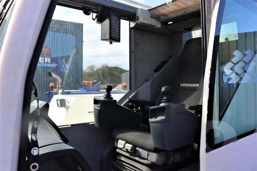 Liebherr LTM1050-3.1 6x4 Drive And 6-Wheel Steering, 50t Ca - Cần cẩu mọi địa hình: hình 5 Liebherr LTM1050-3.1 6x4 Drive And 6-Wheel Steering, 50t Ca - Cần cẩu mọi địa hình: hình 5