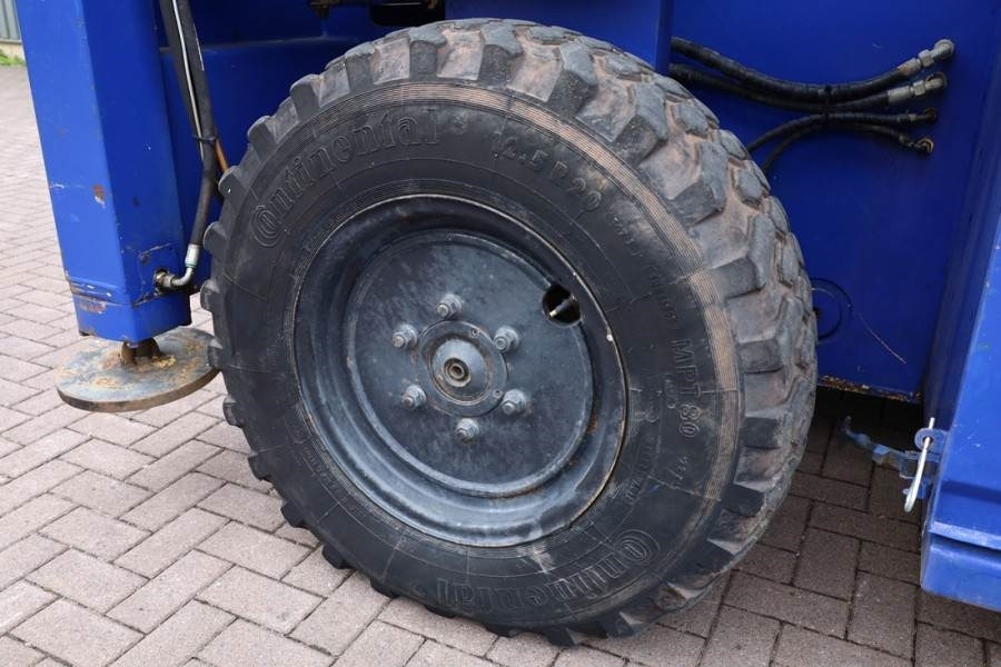 Máy nâng người hình kéo Liftlux SL205-25D4WDS/P Diesel, 4x4 Drive, Hydraulic Deck: hình 14