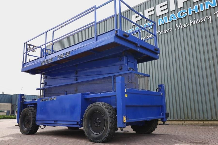 Máy nâng người hình kéo Liftlux SL210-25 D4WD S/P Diesel, Hydraulic Deck Extension: hình 8