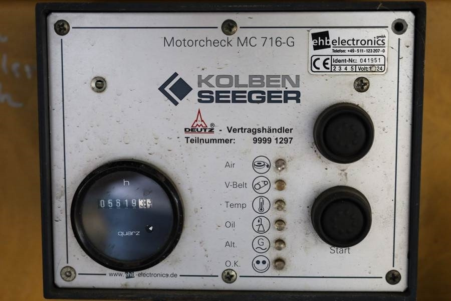 Liftlux SL245-25D 4WD Diesel, 4x4 Drive, 26.5m Working Hei - Máy nâng người hình kéo: hình 5 Liftlux SL245-25D 4WD Diesel, 4x4 Drive, 26.5m Working Hei - Máy nâng người hình kéo: hình 5