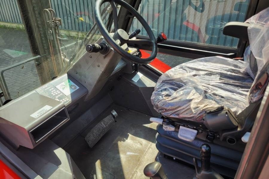 Manitou M30-4 Valid Inspection, *Guarantee, Diesel, 4x4 Dr - Xe nâng địa hình gồ ghề: hình 3 Manitou M30-4 Valid Inspection, *Guarantee, Diesel, 4x4 Dr - Xe nâng địa hình gồ ghề: hình 3