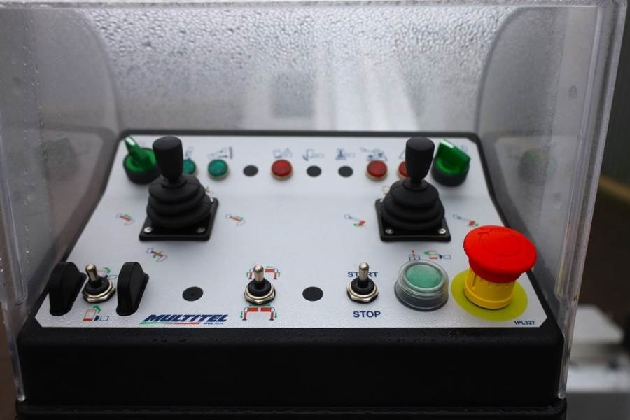 Multitel MTE270 Valid inspection, *Guarantee! Driving Licen - Nền bục trên không gắn trên xe tải: hình 4 Multitel MTE270 Valid inspection, *Guarantee! Driving Licen - Nền bục trên không gắn trên xe tải: hình 4