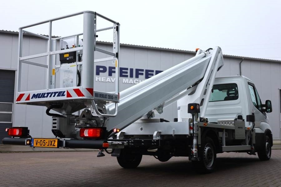 Multitel MTE270 Valid inspection, *Guarantee! Driving Licen  - Nền bục trên không gắn trên xe tải: hình 2 Multitel MTE270 Valid inspection, *Guarantee! Driving Licen  - Nền bục trên không gắn trên xe tải: hình 2