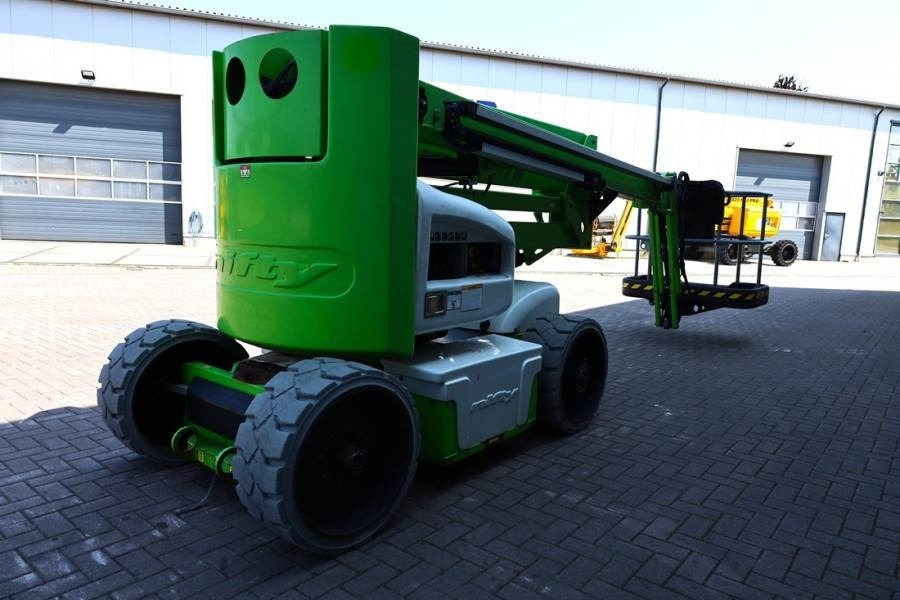 Niftylift HR17N Hybrid MK3 Hybrid Battery & Diesel, 17m Work - Xe nâng người nhiều khớp nối: hình 2 Niftylift HR17N Hybrid MK3 Hybrid Battery & Diesel, 17m Work - Xe nâng người nhiều khớp nối: hình 2