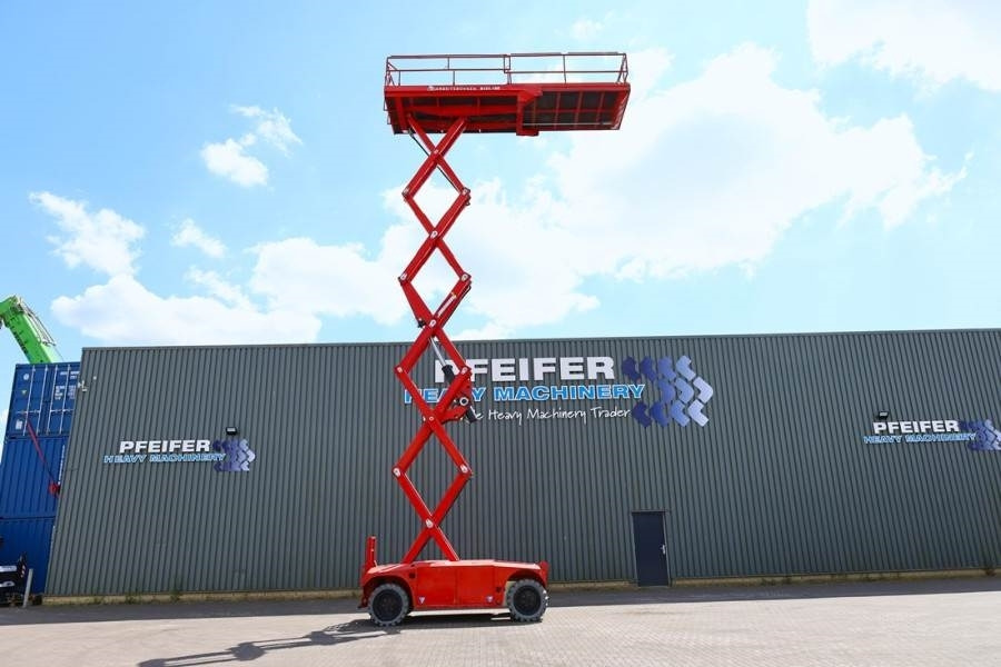 PB LIFT S151-19E 4x4 Electric, 4x4 Drive, 15m Working - Máy nâng người hình kéo: hình 3 PB LIFT S151-19E 4x4 Electric, 4x4 Drive, 15m Working - Máy nâng người hình kéo: hình 3