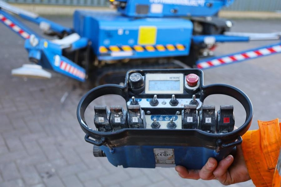 Ruthmann BLUELIFT SA18HD Gasoline / 220V, 18m Working Heigh - Xe nâng người nhiều khớp nối: hình 4 Ruthmann BLUELIFT SA18HD Gasoline / 220V, 18m Working Heigh - Xe nâng người nhiều khớp nối: hình 4