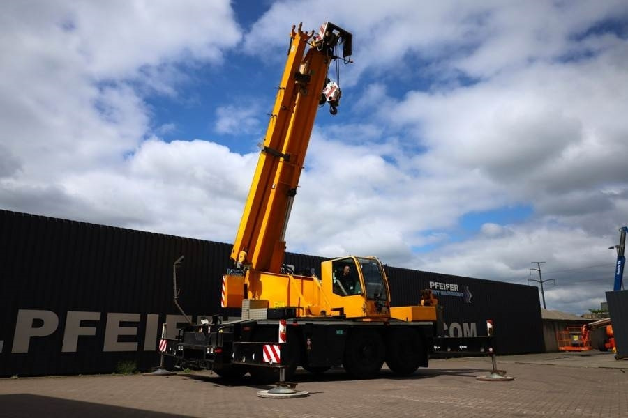 Terex Demag AC40 City Diesel, 6x6 Drive And 6-Wheel Stee - Cần cẩu mọi địa hình: hình 2 Terex Demag AC40 City Diesel, 6x6 Drive And 6-Wheel Stee - Cần cẩu mọi địa hình: hình 2