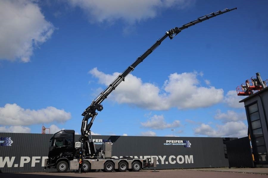 Volvo FH16 10x4 With Cormach 150tm Crane Valid inspectio - Cần cẩu mọi địa hình: hình 3 Volvo FH16 10x4 With Cormach 150tm Crane Valid inspectio - Cần cẩu mọi địa hình: hình 3