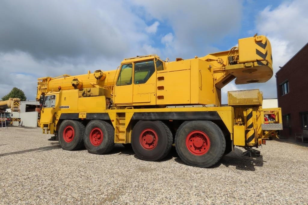 Liebherr LTM 1070-1 - Cần cẩu mọi địa hình: hình 4 Liebherr LTM 1070-1 - Cần cẩu mọi địa hình: hình 4