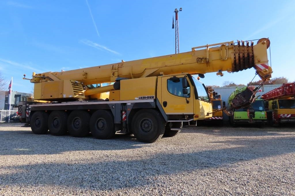 Liebherr LTM 1095-5.1 - Cần cẩu mọi địa hình: hình 2 Liebherr LTM 1095-5.1 - Cần cẩu mọi địa hình: hình 2