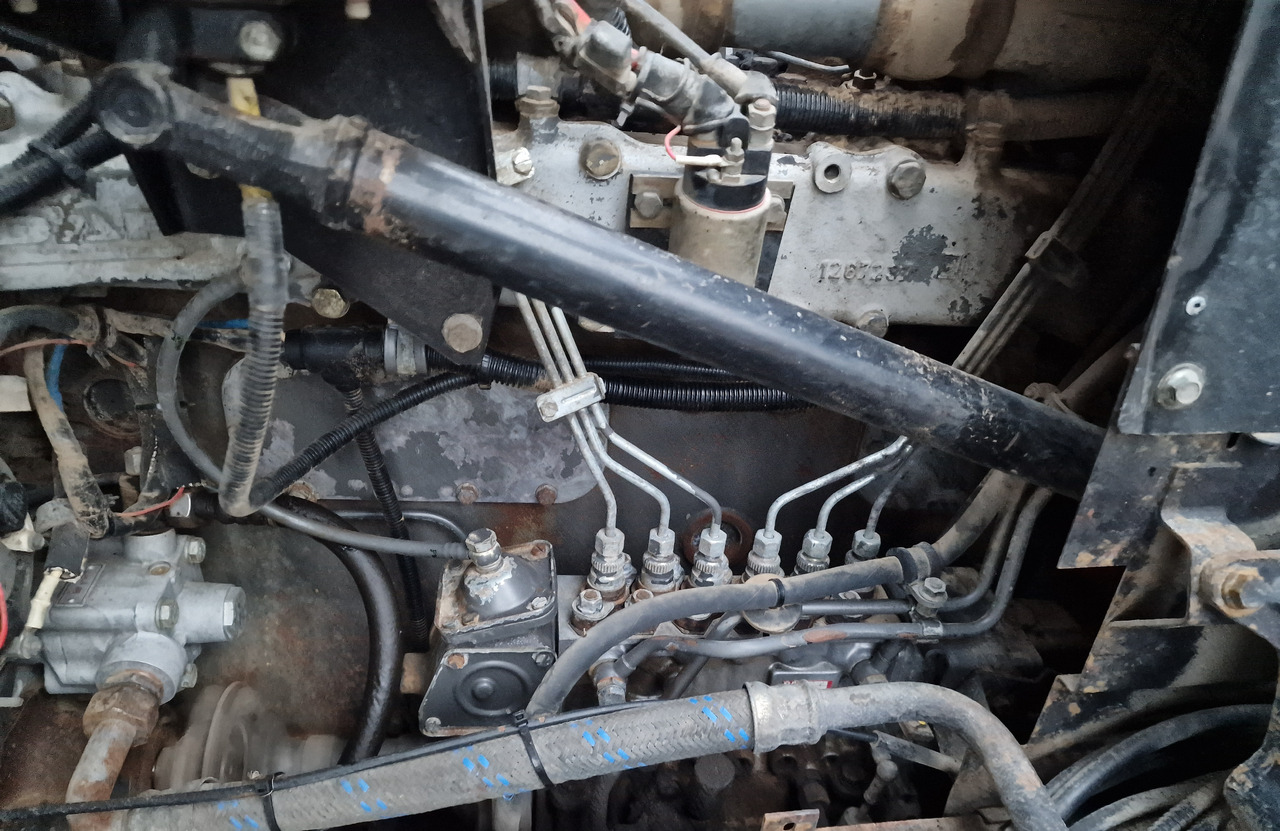 Xe ben DAF CF 85 400: hình 8 Xe ben DAF CF 85 400: hình 8