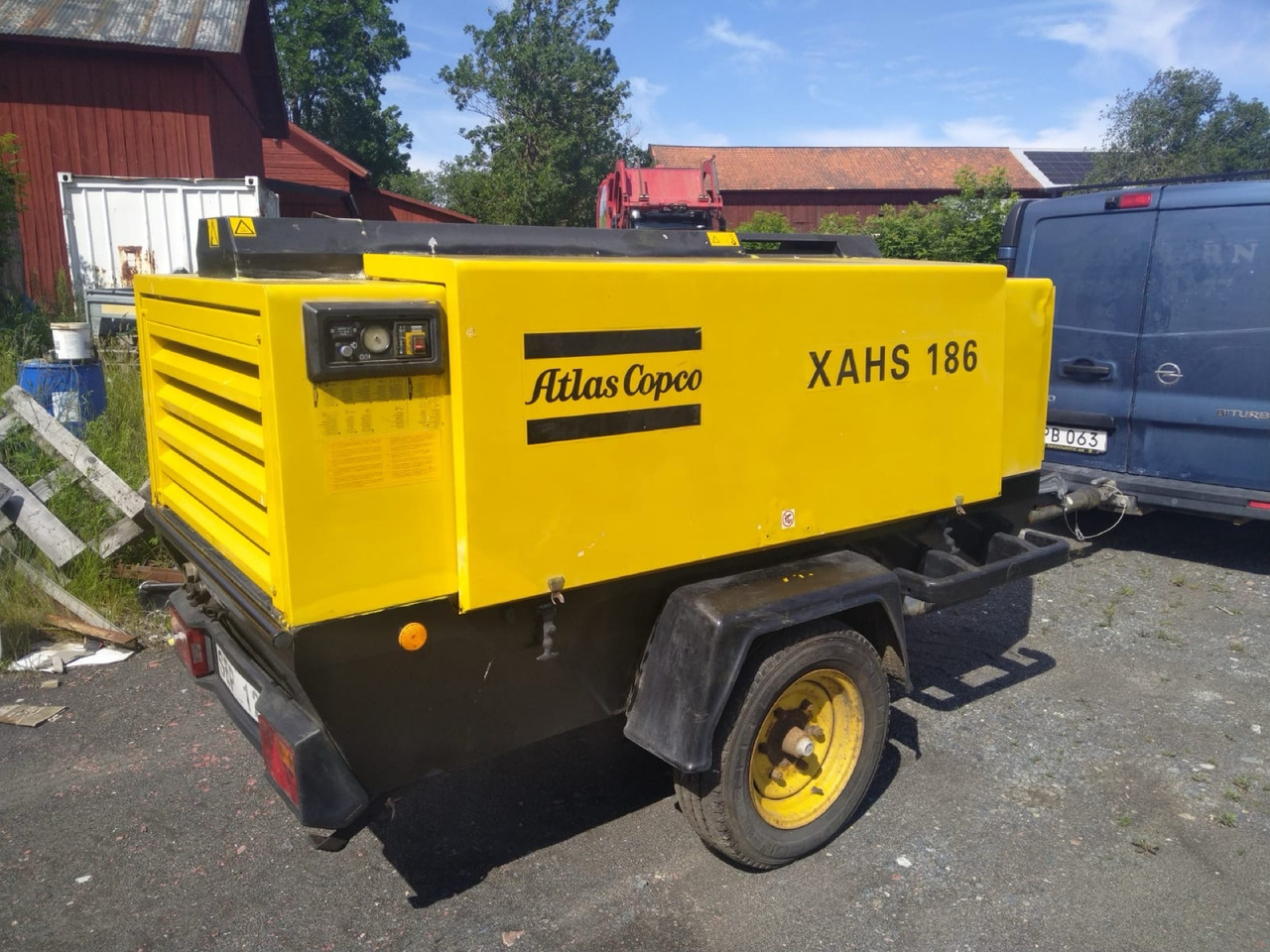 Atlas Copco XAHS 186 - Máy nén khí: hình 1 Atlas Copco XAHS 186 - Máy nén khí: hình 1