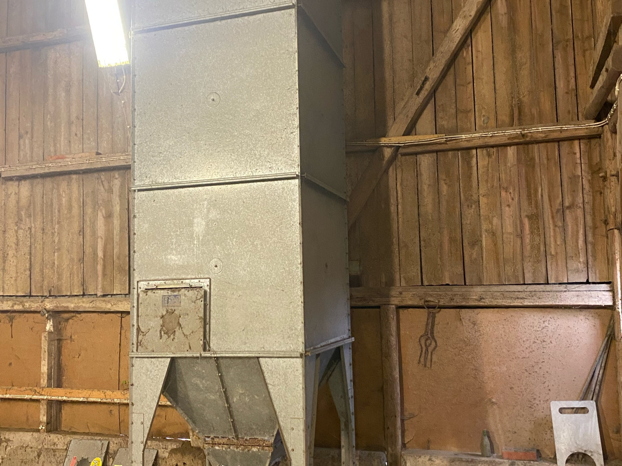 BM Silofabriken Aps - Trang thiết bị gia súc: hình 1 BM Silofabriken Aps - Trang thiết bị gia súc: hình 1