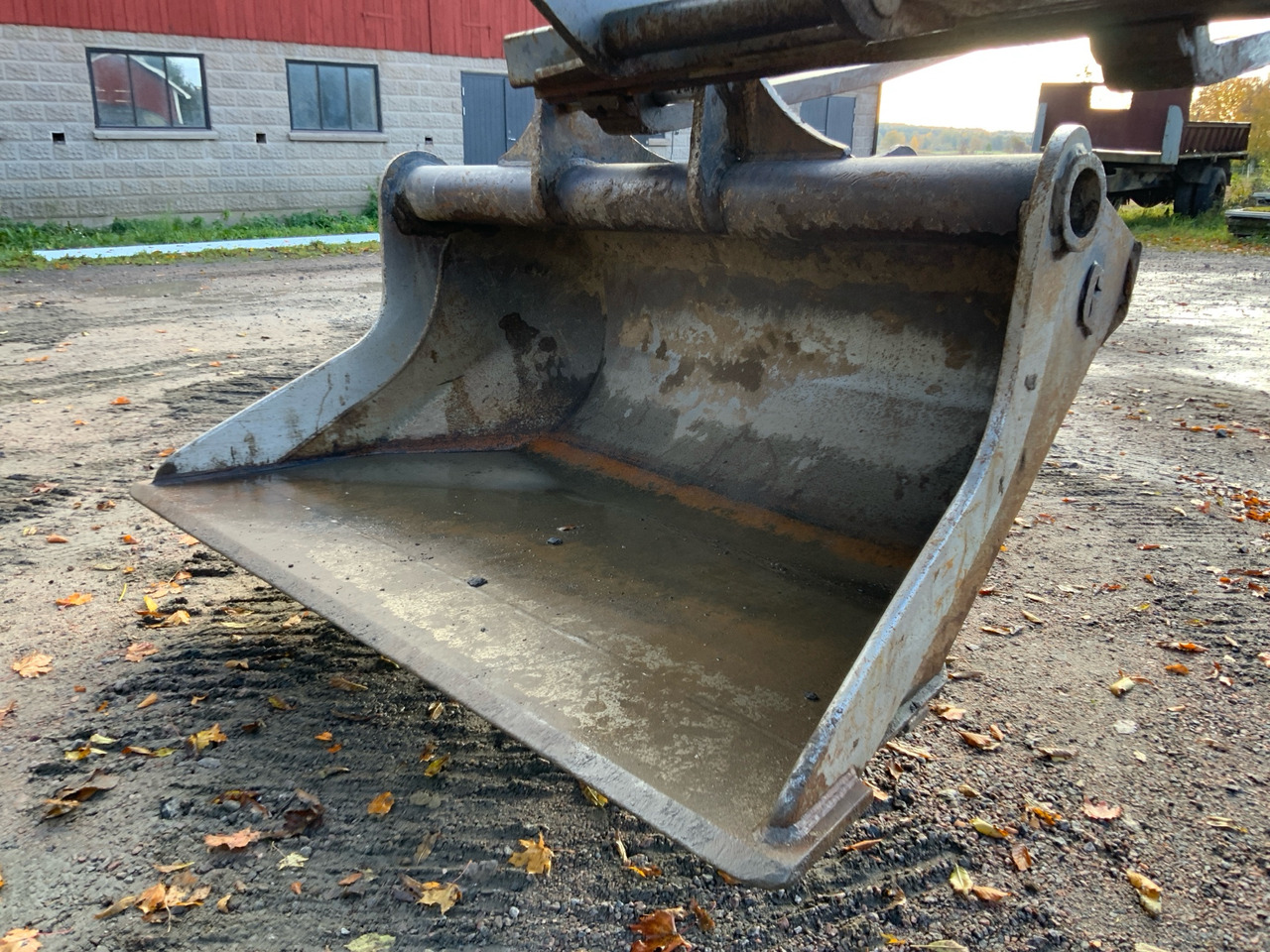 Götene UFO RT 2000 HD - Gầu: hình 1 Götene UFO RT 2000 HD - Gầu: hình 1