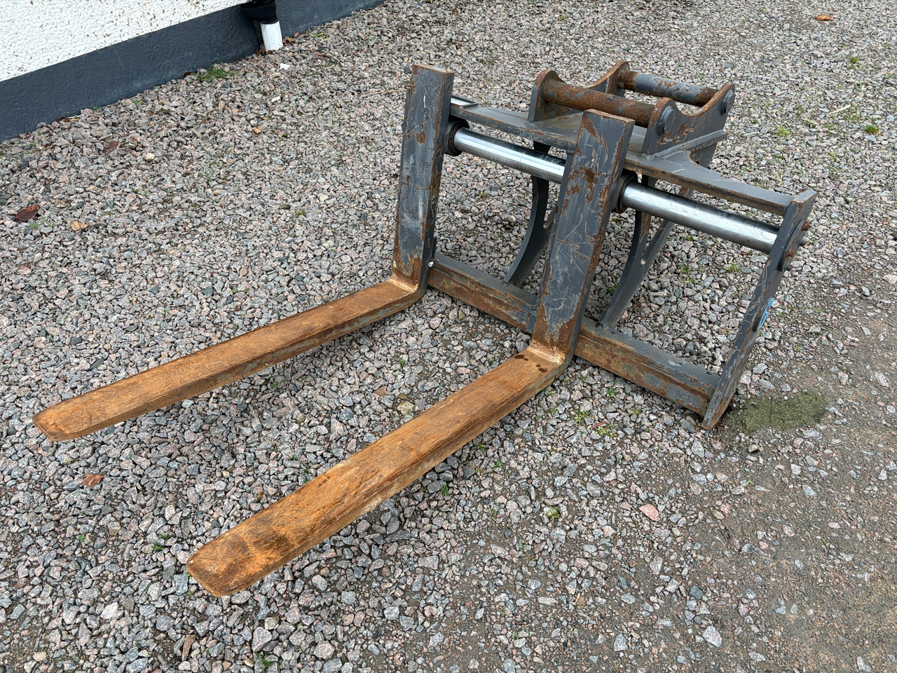 Götene ufo 5 ton - Chĩa cho Máy móc xây dựng: hình 1 Götene ufo 5 ton - Chĩa cho Máy móc xây dựng: hình 1