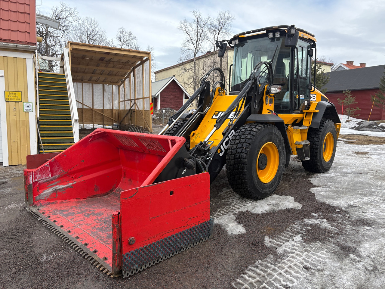 JCB 413K T4F - Máy xúc lật bánh lốp: hình 1 JCB 413K T4F - Máy xúc lật bánh lốp: hình 1