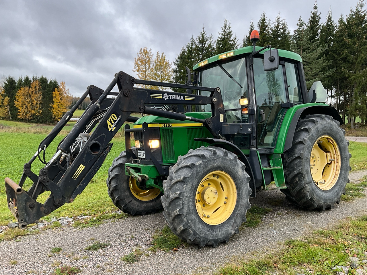 John Deere 6110 - Máy cày: hình 1 John Deere 6110 - Máy cày: hình 1
