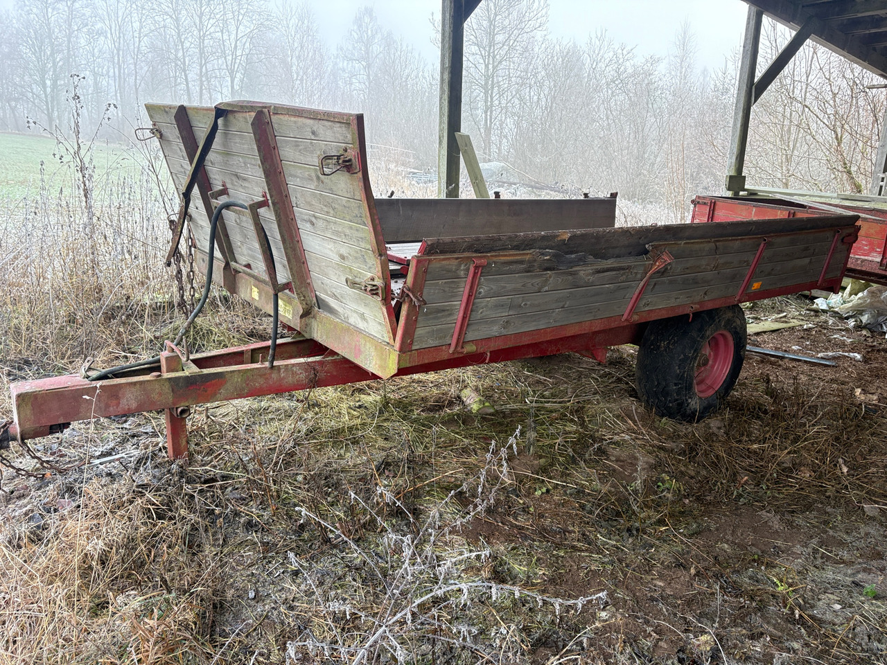 Josve 550 - Toa kéo trang trại: hình 1 Josve 550 - Toa kéo trang trại: hình 1