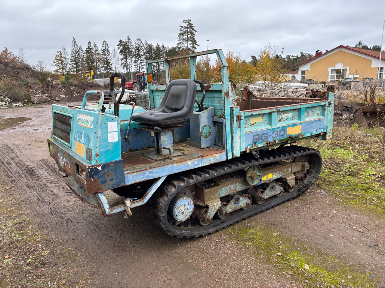 Kubota RG30 - Xe ben đổ: hình 1 Kubota RG30 - Xe ben đổ: hình 1