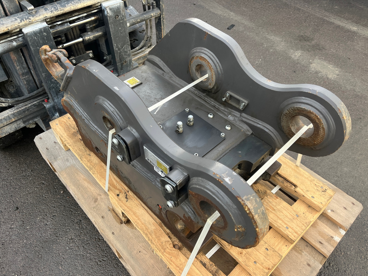 Liebherr R294 - Trang thiết bị xây dựng: hình 1 Liebherr R294 - Trang thiết bị xây dựng: hình 1