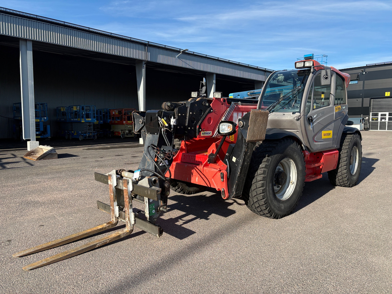 Manitou MT1840 - Xe nhấc hình viễn vọng kính: hình 1 Manitou MT1840 - Xe nhấc hình viễn vọng kính: hình 1