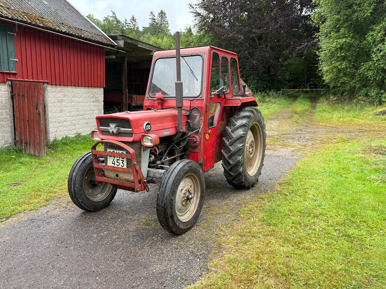 Massey Ferguson 135 - Máy cày: hình 1 Massey Ferguson 135 - Máy cày: hình 1