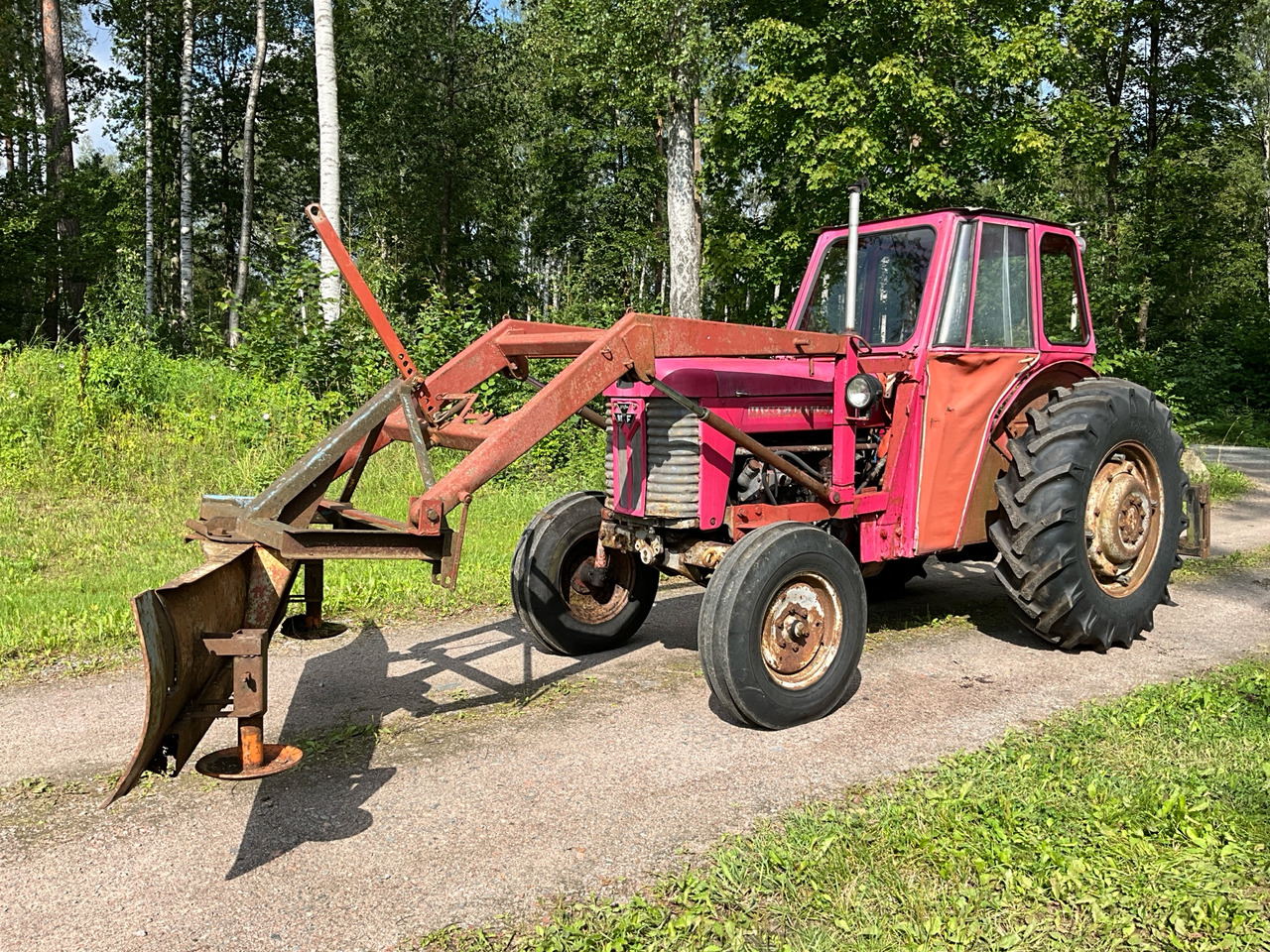 Massey Ferguson 65 Lc - Máy cày: hình 1 Massey Ferguson 65 Lc - Máy cày: hình 1