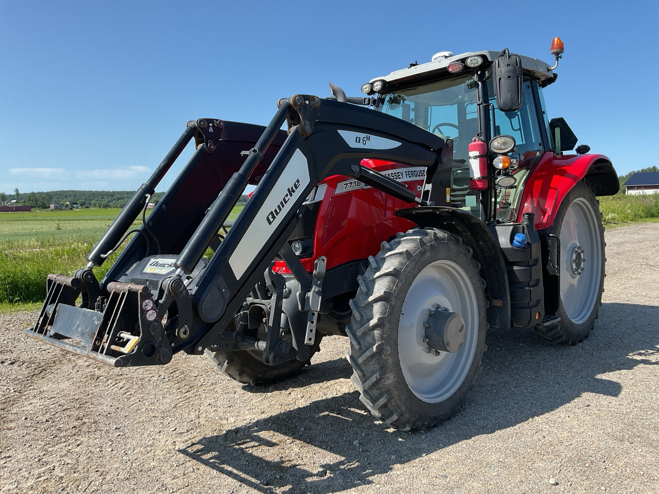 Massey Ferguson 7718S - Máy cày: hình 1 Massey Ferguson 7718S - Máy cày: hình 1