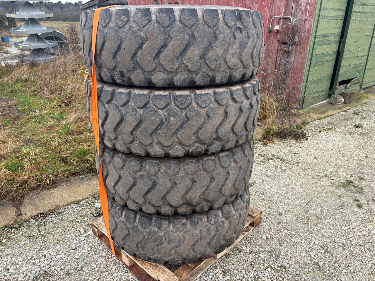 Michelin 17.5R25 - Lốp cho Máy móc xây dựng: hình 1 Michelin 17.5R25 - Lốp cho Máy móc xây dựng: hình 1