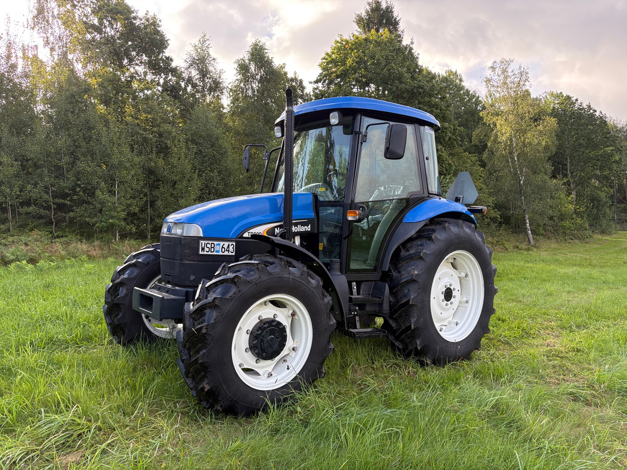 New Holland TD80D - Máy cày: hình 1 New Holland TD80D - Máy cày: hình 1