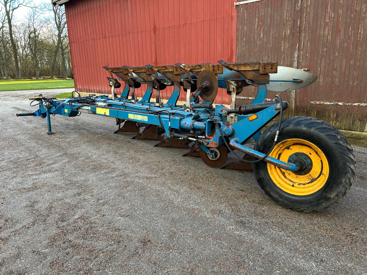 Överum CVL 598 H - Cày: hình 1 Överum CVL 598 H - Cày: hình 1