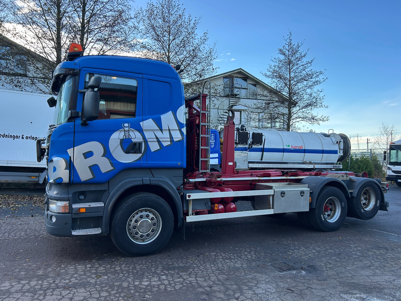 Scania R560 - Xe tải nâng móc: hình 1 Scania R560 - Xe tải nâng móc: hình 1