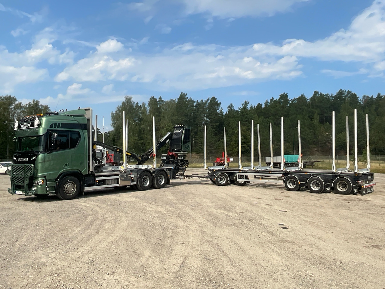Scania R560 - Xe chở gỗ: hình 1 Scania R560 - Xe chở gỗ: hình 1
