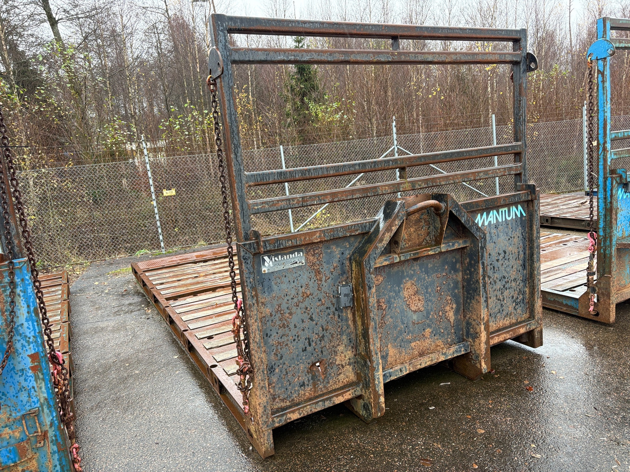 Vislanda - Thùng chứa hooklift: hình 1 Vislanda - Thùng chứa hooklift: hình 1