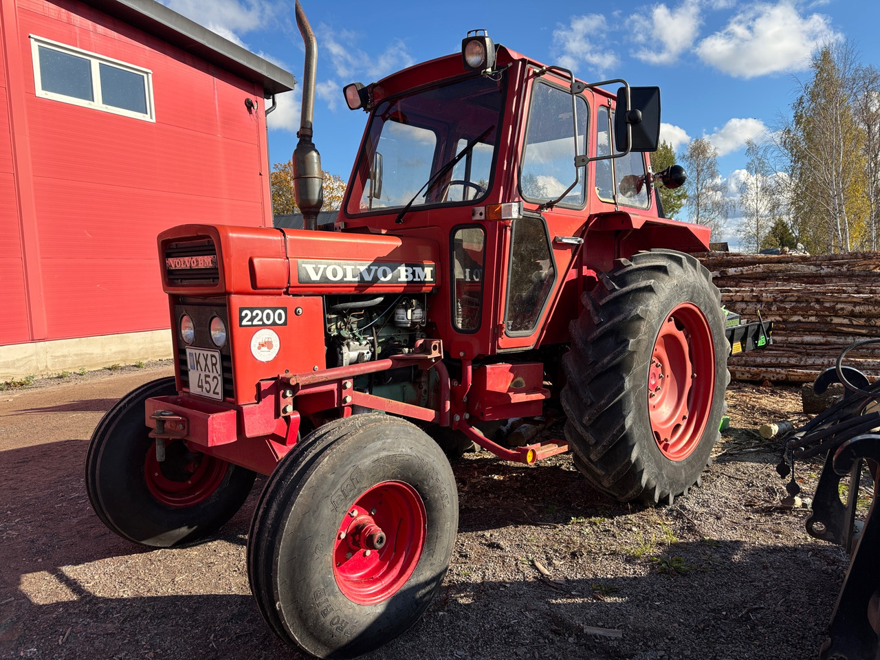 Volvo BM 2200 - Máy cày: hình 1 Volvo BM 2200 - Máy cày: hình 1