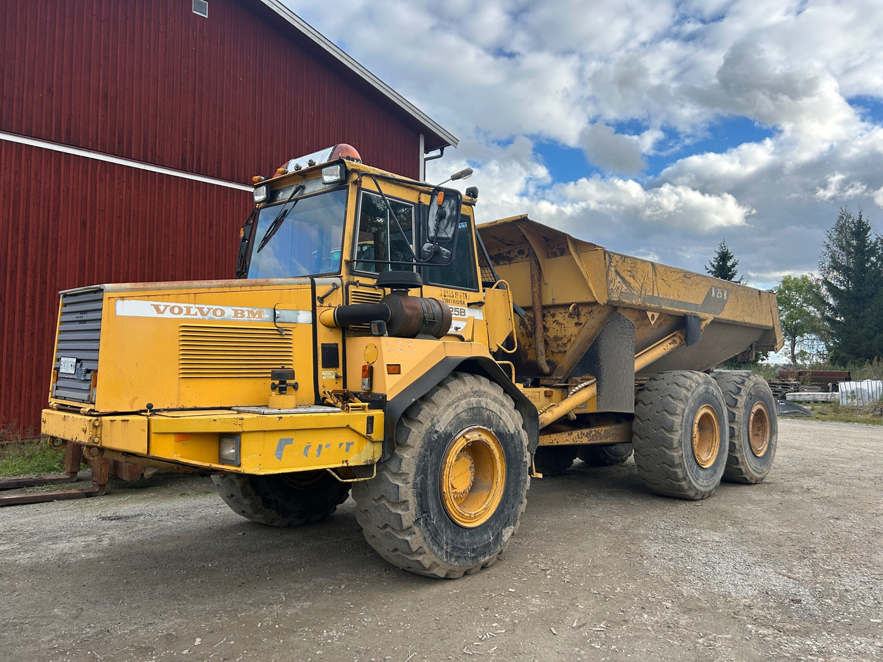 Volvo BM 5350B 6x6 - Xe ben đổ: hình 1 Volvo BM 5350B 6x6 - Xe ben đổ: hình 1