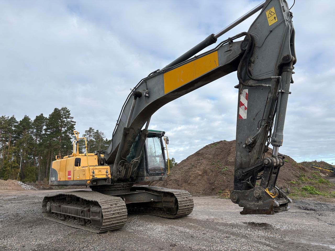 Volvo EC290 CL - Máy xúc: hình 1 Volvo EC290 CL - Máy xúc: hình 1