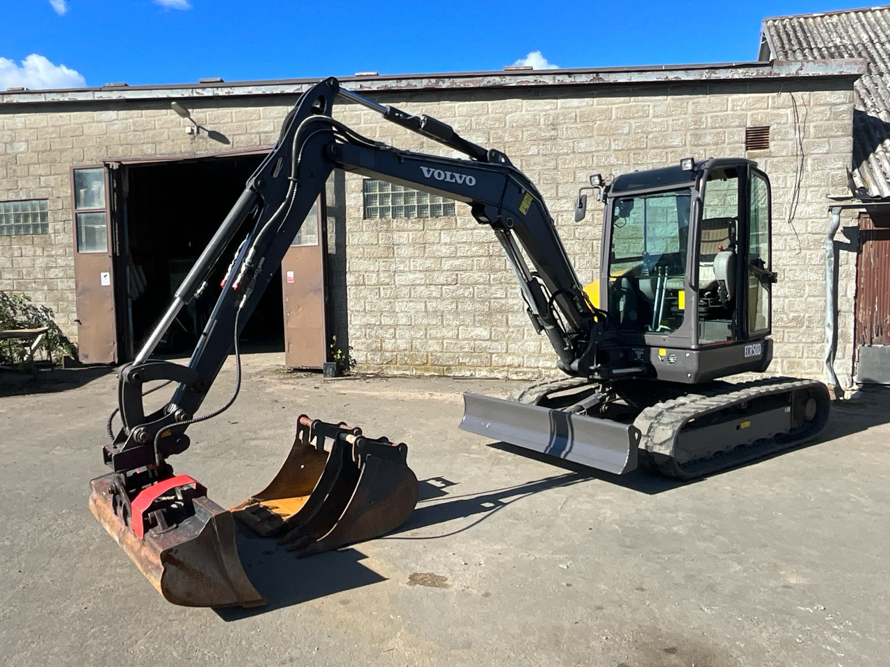 Volvo ECR50 D - Máy xúc: hình 1 Volvo ECR50 D - Máy xúc: hình 1