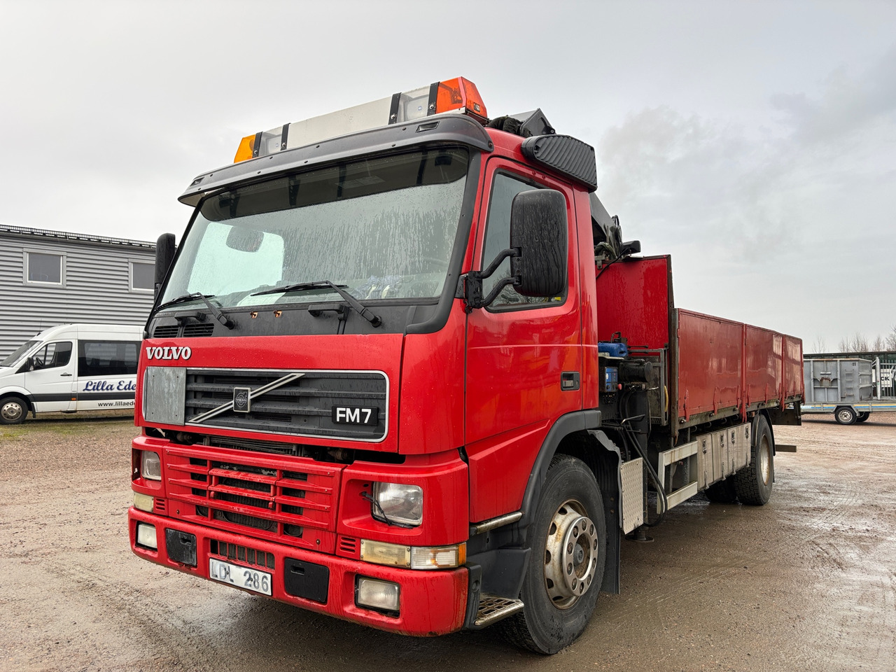 Volvo FM 7 4x2 - Xe cẩu tự hành: hình 1 Volvo FM 7 4x2 - Xe cẩu tự hành: hình 1