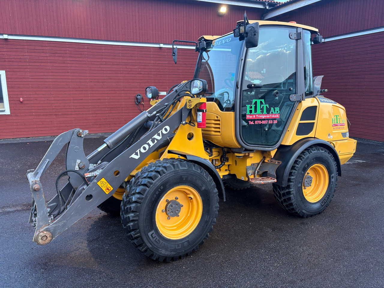 Volvo L25H - Máy xúc lật bánh lốp: hình 1 Volvo L25H - Máy xúc lật bánh lốp: hình 1