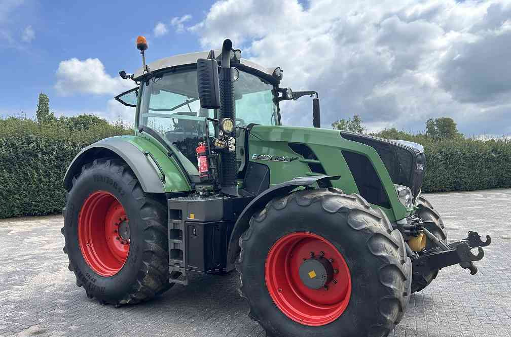Fendt 828 vario profi scr - Máy cày: hình 4 Fendt 828 vario profi scr - Máy cày: hình 4