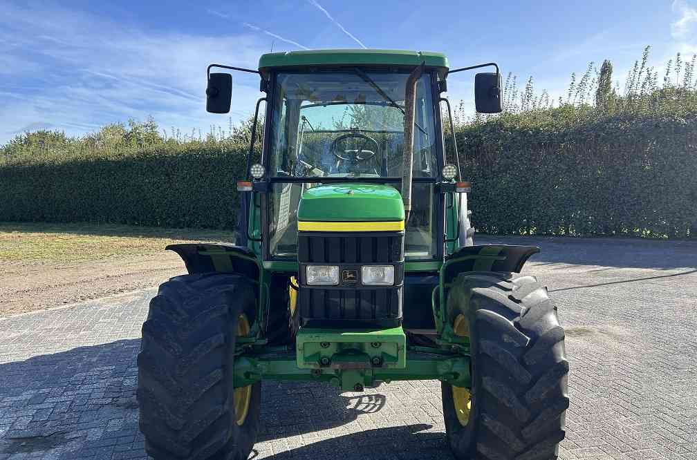 John Deere 6210 - Máy cày: hình 5 John Deere 6210 - Máy cày: hình 5