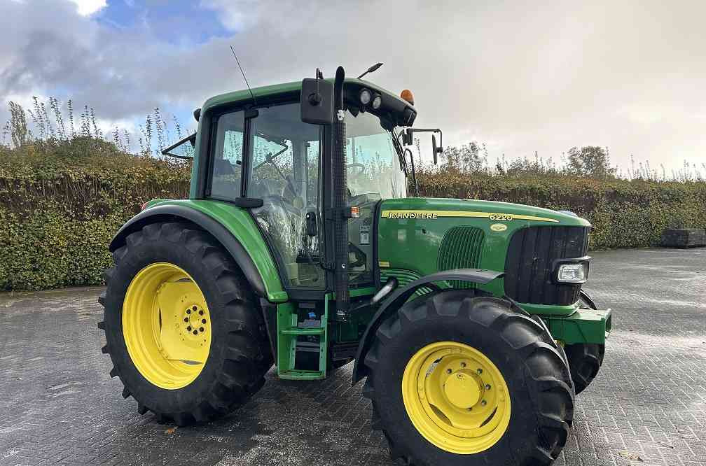 John Deere 6220 premium, 7500 uur MARGEPRIJS - Máy cày: hình 4 John Deere 6220 premium, 7500 uur MARGEPRIJS - Máy cày: hình 4