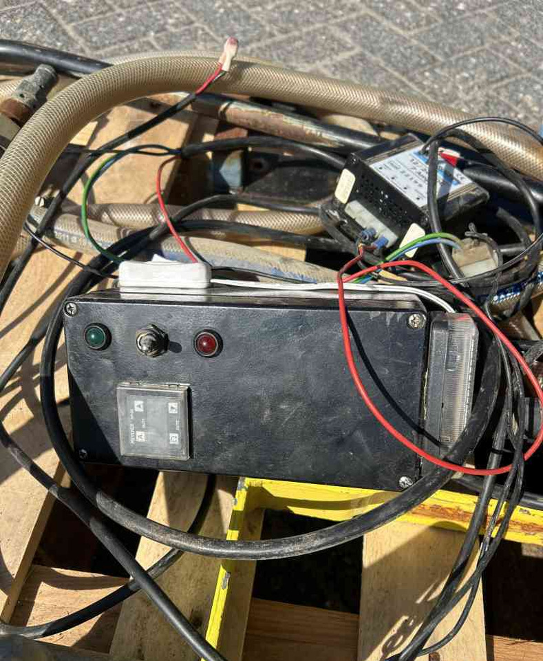 Michelin 1050/50x32 en 750/50x26 luchtdrukwissel set - Lốp và vành cho Máy móc nông nghiệp: hình 5 Michelin 1050/50x32 en 750/50x26 luchtdrukwissel set - Lốp và vành cho Máy móc nông nghiệp: hình 5