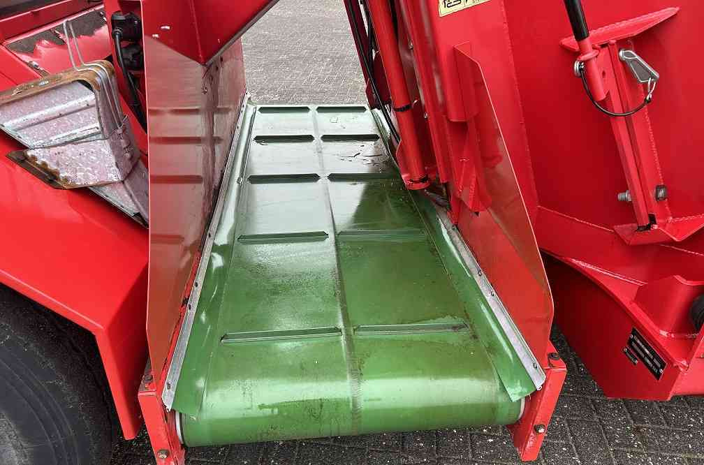 Trioliet Smartrac 1-1000 voerwagen - Xe trộn thức ăn gia súc: hình 4 Trioliet Smartrac 1-1000 voerwagen - Xe trộn thức ăn gia súc: hình 4