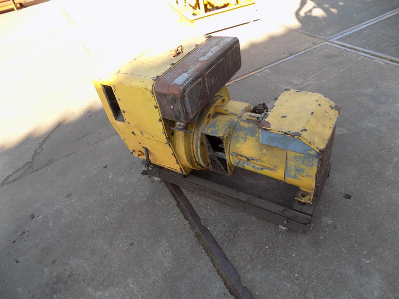 Hatz generator - Bộ phát điện: hình 4 Hatz generator - Bộ phát điện: hình 4