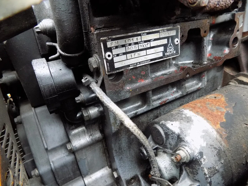 Ingersoll Rand compressor deutz typ 1011 met tandem aanhanger - Máy nén khí: hình 4 Ingersoll Rand compressor deutz typ 1011 met tandem aanhanger - Máy nén khí: hình 4